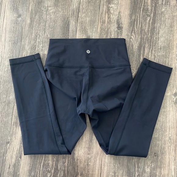 lululemon athletica Pants - Lululemon Wunder Under Hi-Rise Crop 25”